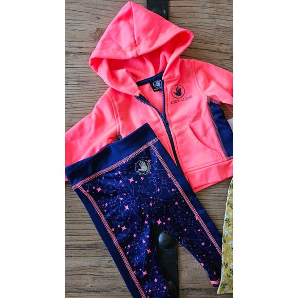 Infant Girl's 5 piece bundle sz 6M New - Picture 3 of 3